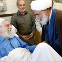 عيادة العلماء والشخصيات للإمام الخامنئي حفظه الله في المستشفى